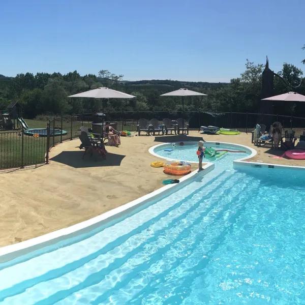 charmant-verteuil-dagenais-2qmxd