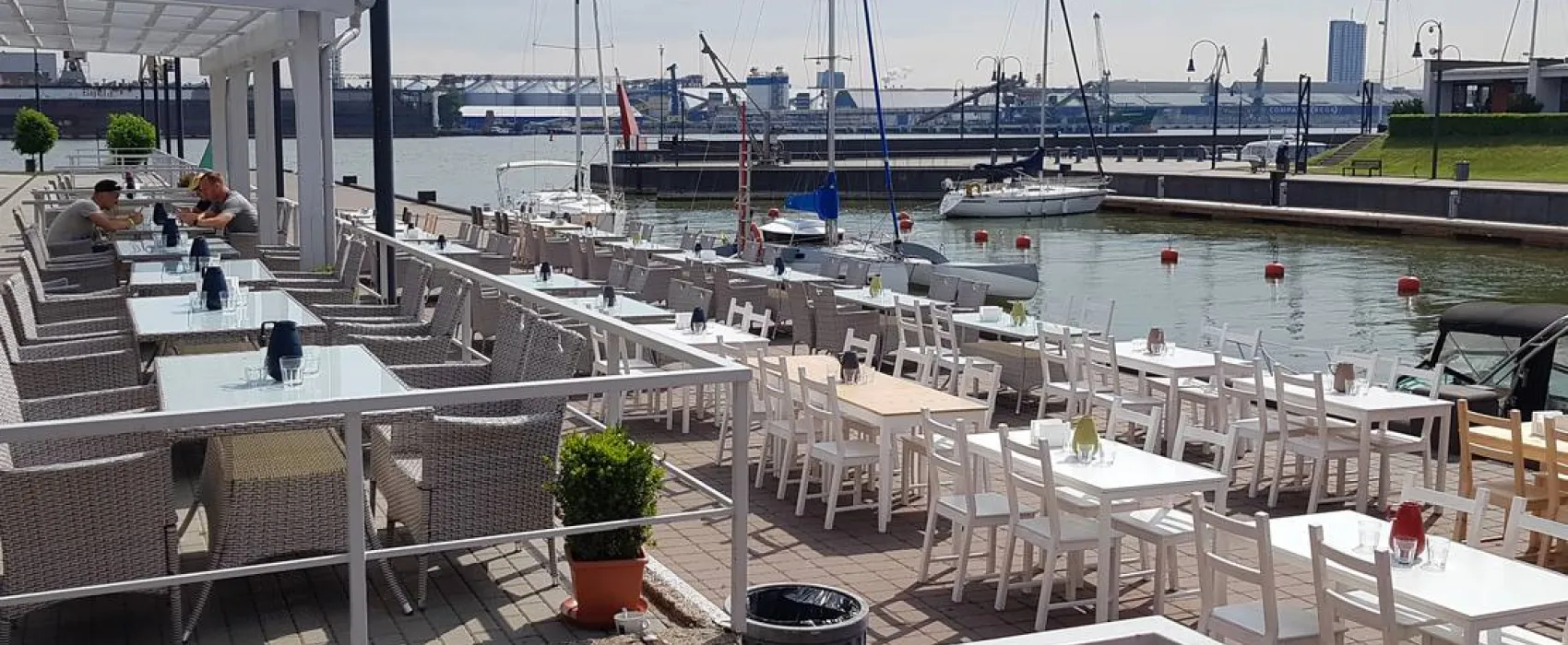 Smiltyne yachtclub