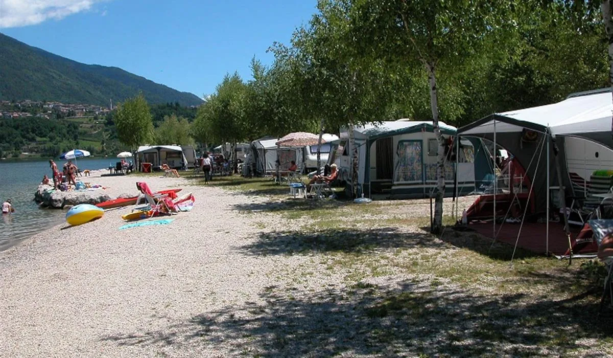 fleiola-calceranica-al-lago-rabjx