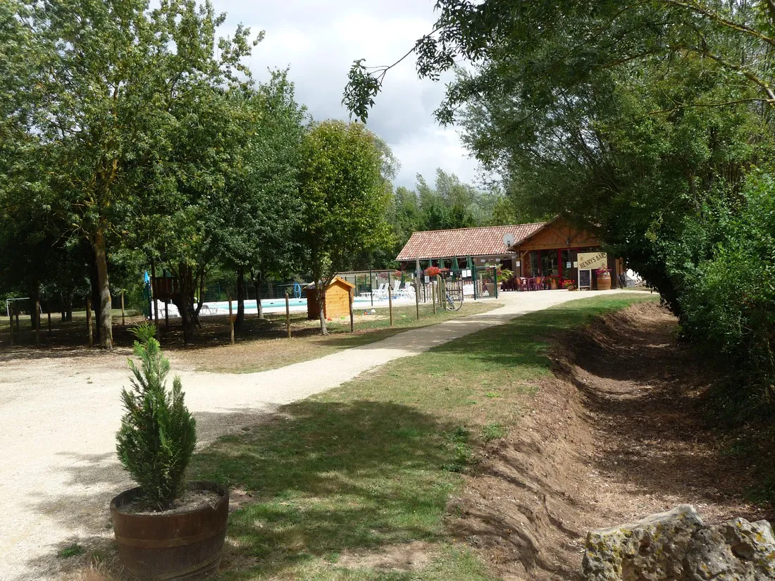la-vallee-des-vignes-concourson-sur-layon-maine-et-loire-f9bky