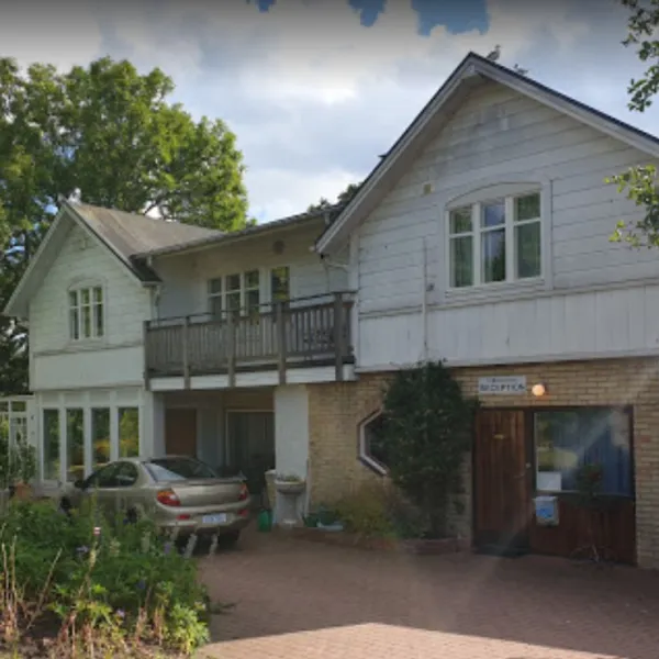 strandbergs-stugor-mariehamn-x0ztn