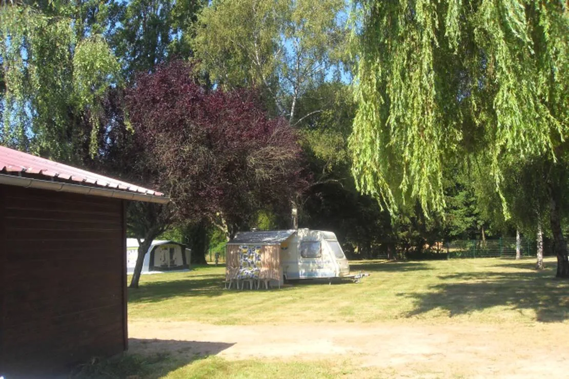 camping-caravaning-municipal-moulins-engilbert-8qesz