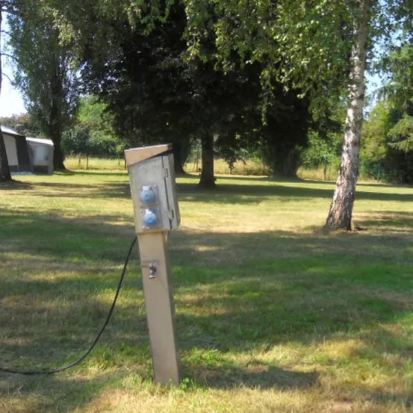 camping-caravaning-municipal-moulins-engilbert-jmnbf