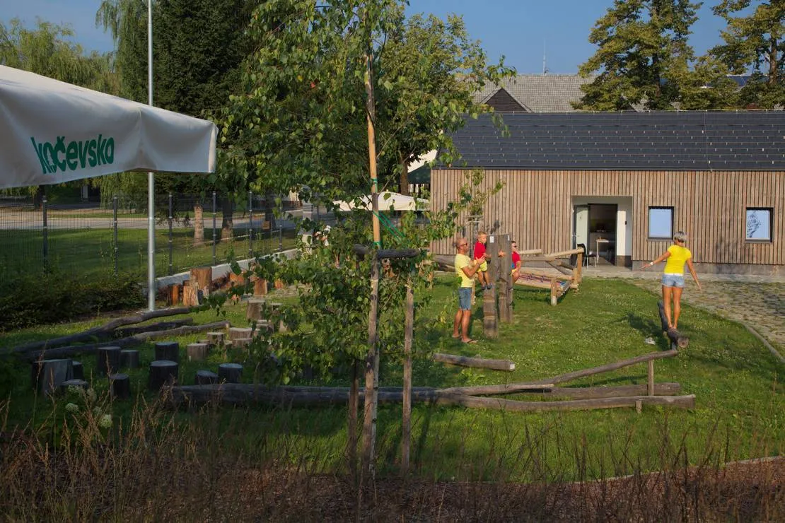 camp-jezero-kocevsko-kocevje-lu6xg