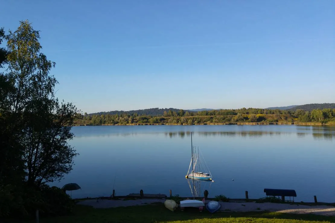 camp-jezero-kocevsko-kocevje-nvxg7