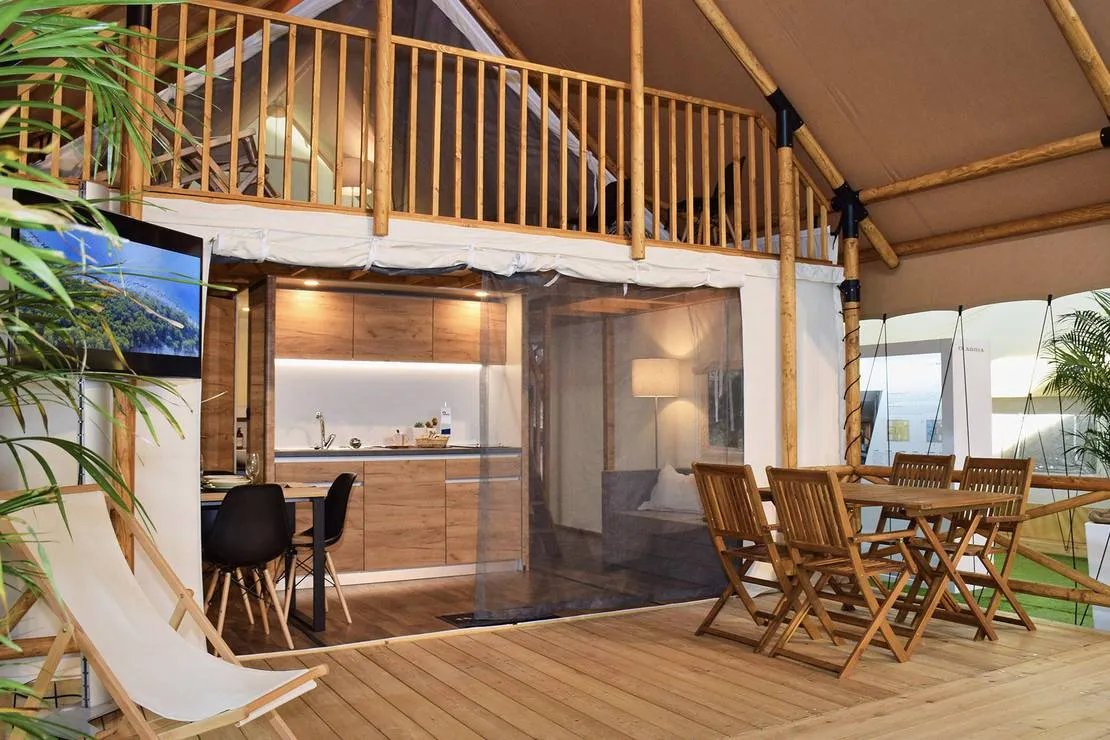 marina-glamping-nova-zivohost-krecovice-dwrb3