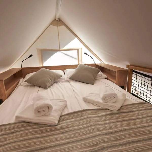marina-glamping-nova-zivohost-krecovice-n7sha