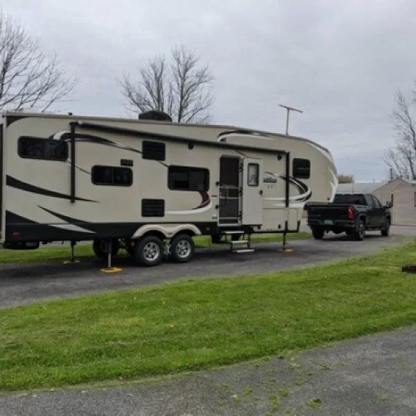 aa-royal-motel-campground-niagara-falls-dgl3o