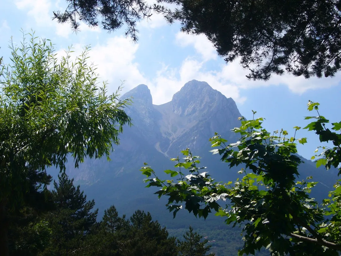 repos-del-pedraforca-saldes-emygx