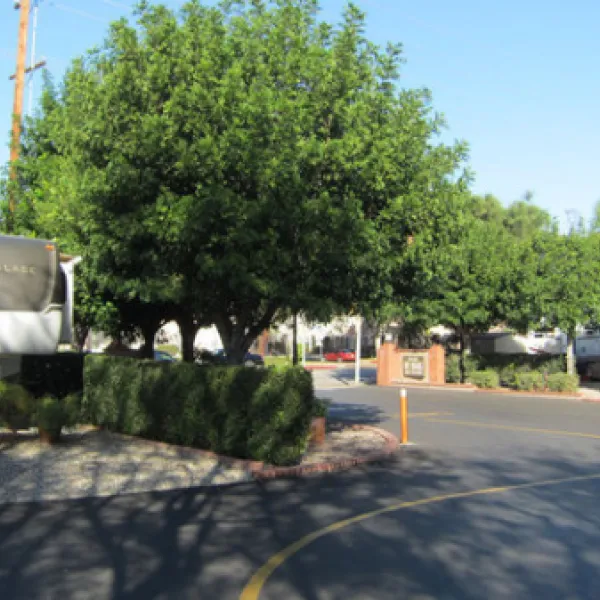 walnut-rv-park-northridge-qdozx