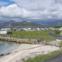 sommaroy-camping-marina-troms-j2uvj