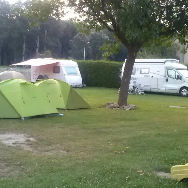 halaszkert-vendeglo-camping-mosonmagyarovar-y2bte