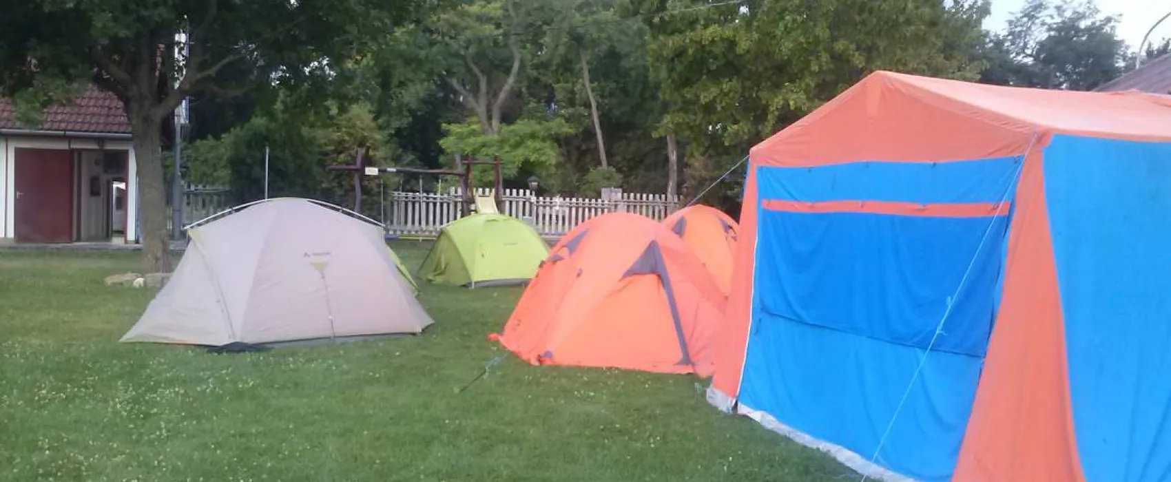 HALÁSZKERT VENDÉGLŐ CAMPING