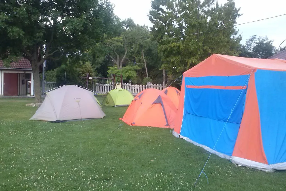 halaszkert-vendeglo-camping-mosonmagyarovar-ynifo