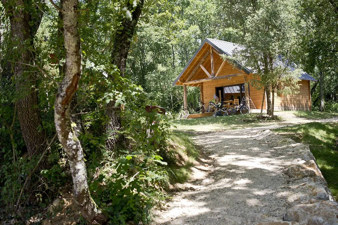 village-huttopia-sud-ardeche-vagnas-2z2lx