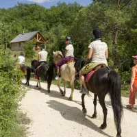 village-huttopia-sud-ardeche-vagnas-ezwhl