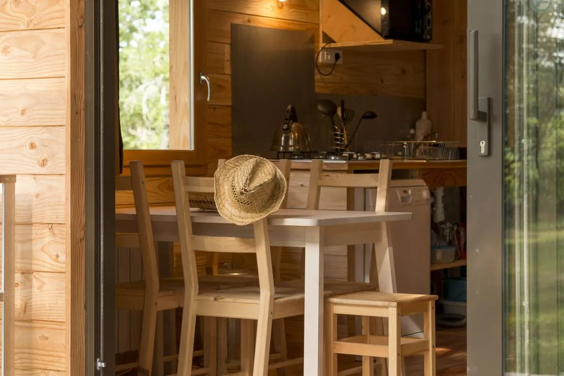 village-huttopia-sud-ardeche-vagnas-ovr5y