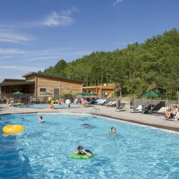 village-huttopia-sud-ardeche-vagnas-pyqlm