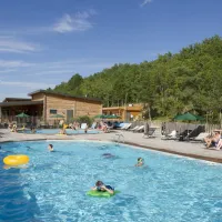 village-huttopia-sud-ardeche-vagnas-pyqlm
