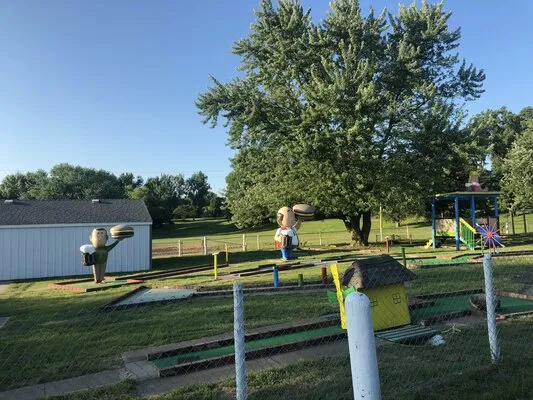hunts-cedar-river-campground-tipton-huljx