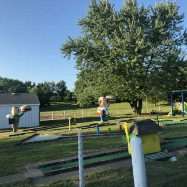 Hunt's Cedar River Campground
