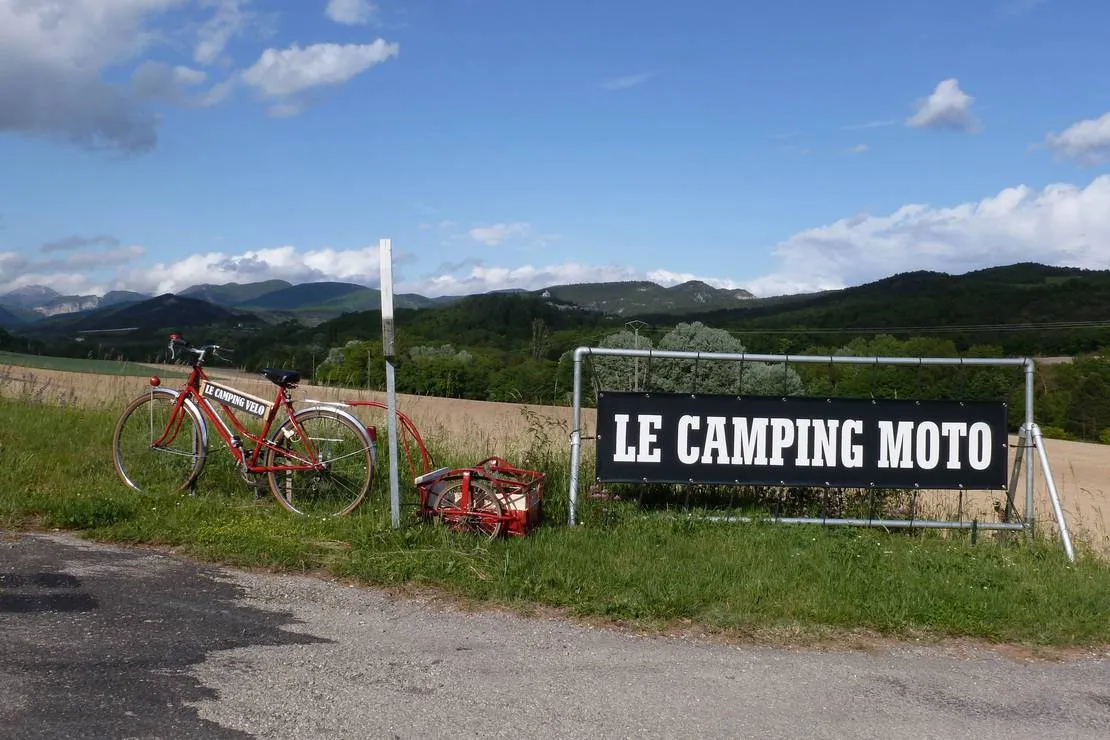 le-camping-moto-montclar-sur-gervanne-gggx2