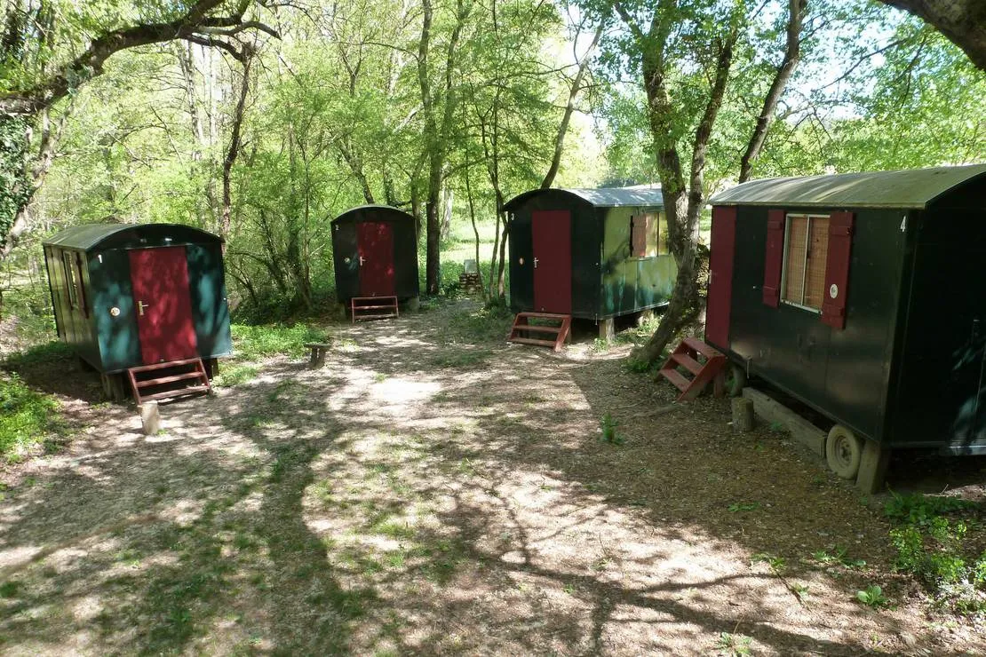 le-camping-moto-montclar-sur-gervanne-uboio