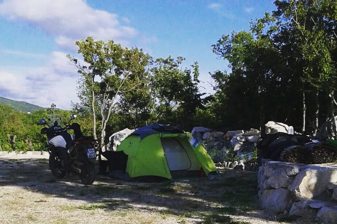 campsitecamper-stop-biokovo-croatia-zagvozd-n2ptm