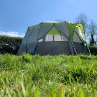 hannah-wales-chichester-v4c3u