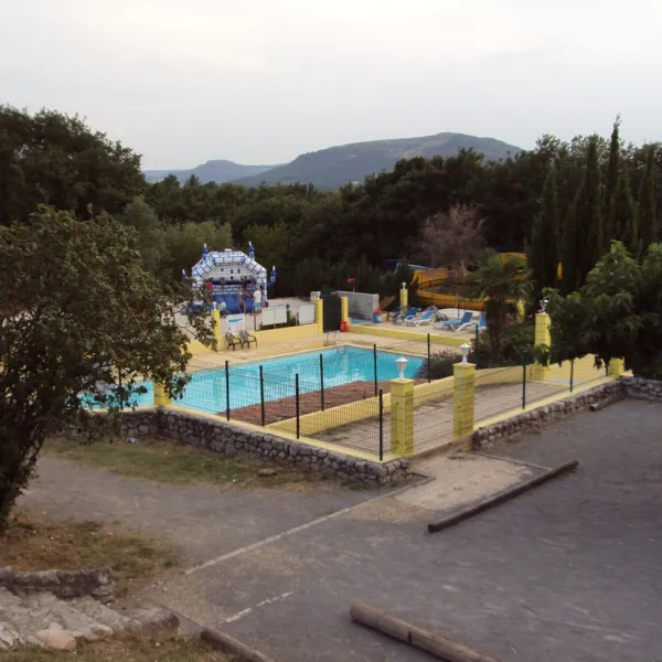 capfun-le-merle-roux-frankrijk-mupkr