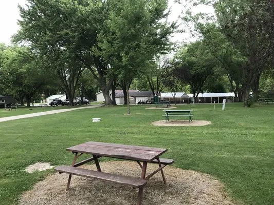 badgerland-campground-stoughton-tvqd0