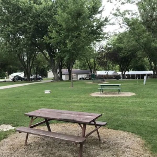 badgerland-campground-stoughton-tvqd0