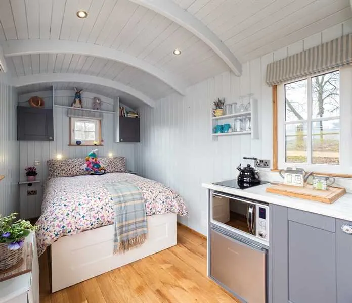 shepherds-crook-hut-macclesfield-3lgu4