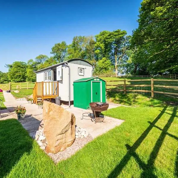 shepherds-crook-hut-macclesfield-gspmg