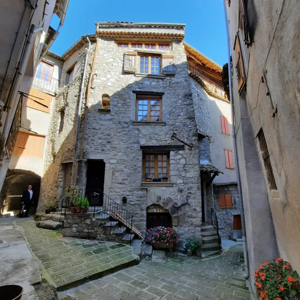 la-ribiere-annot-91q3d