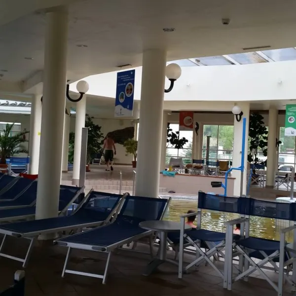 apartmanpark-es-kemping-cegled-cegled-ivgdm
