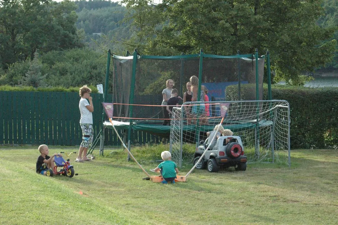 camping-terasy-pnovany-q30qx