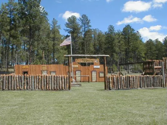fort-welikit-family-campground-custer-luywm