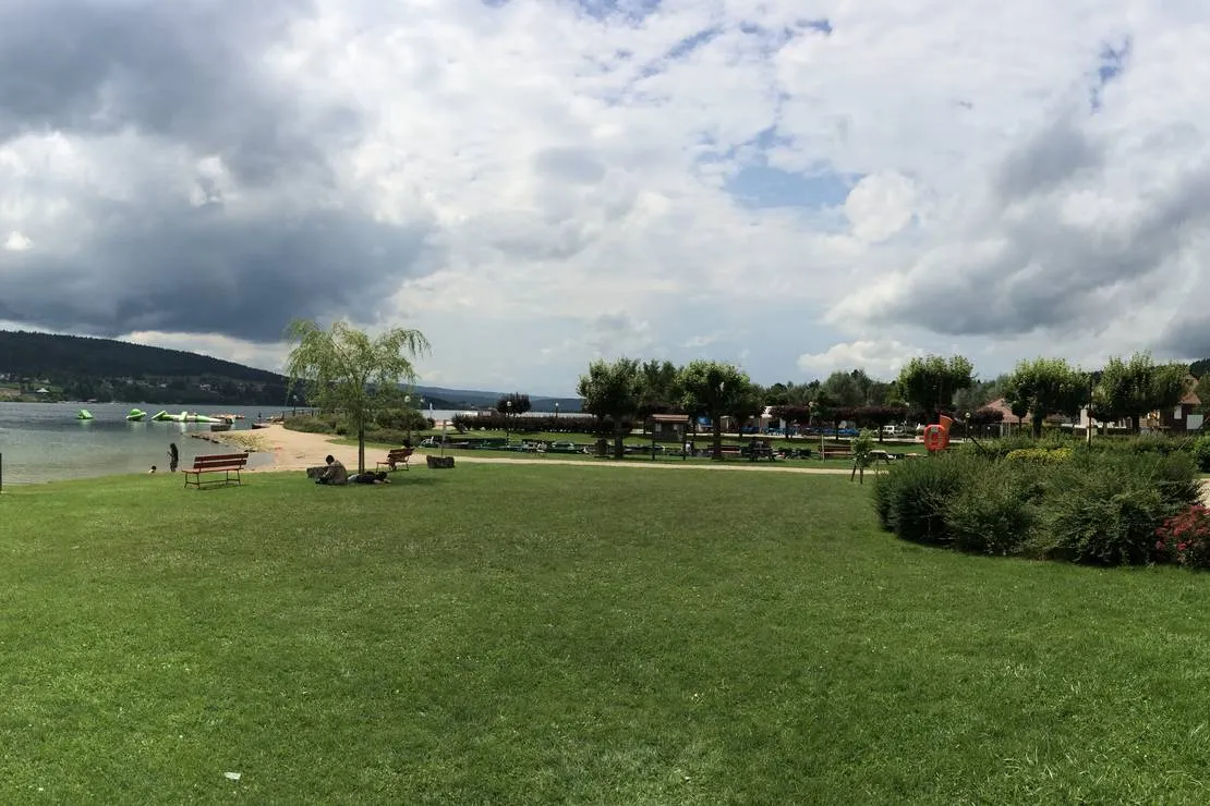 camping-municipal-saint-point-lac-st-point-lac-hxhyu