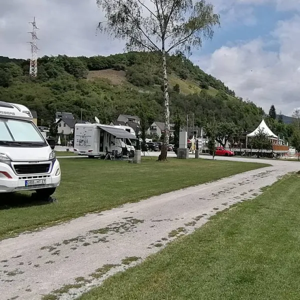 camping-beachclub-fachbach-an-der-lahn-fachbach-3pfgc