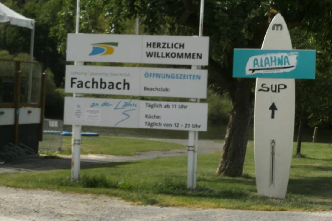 camping-beachclub-fachbach-an-der-lahn-fachbach-abrll