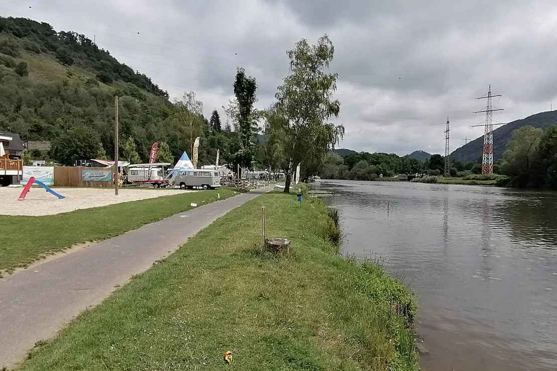 camping-beachclub-fachbach-an-der-lahn-fachbach-toqgo