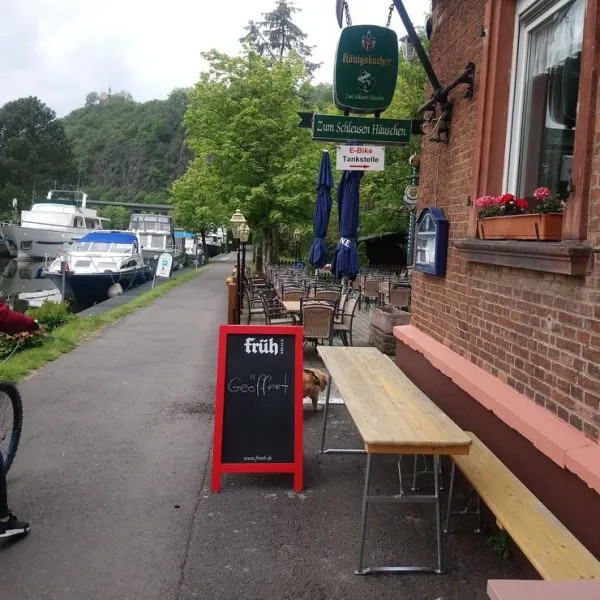 camping-beachclub-fachbach-an-der-lahn-fachbach-uzjwx