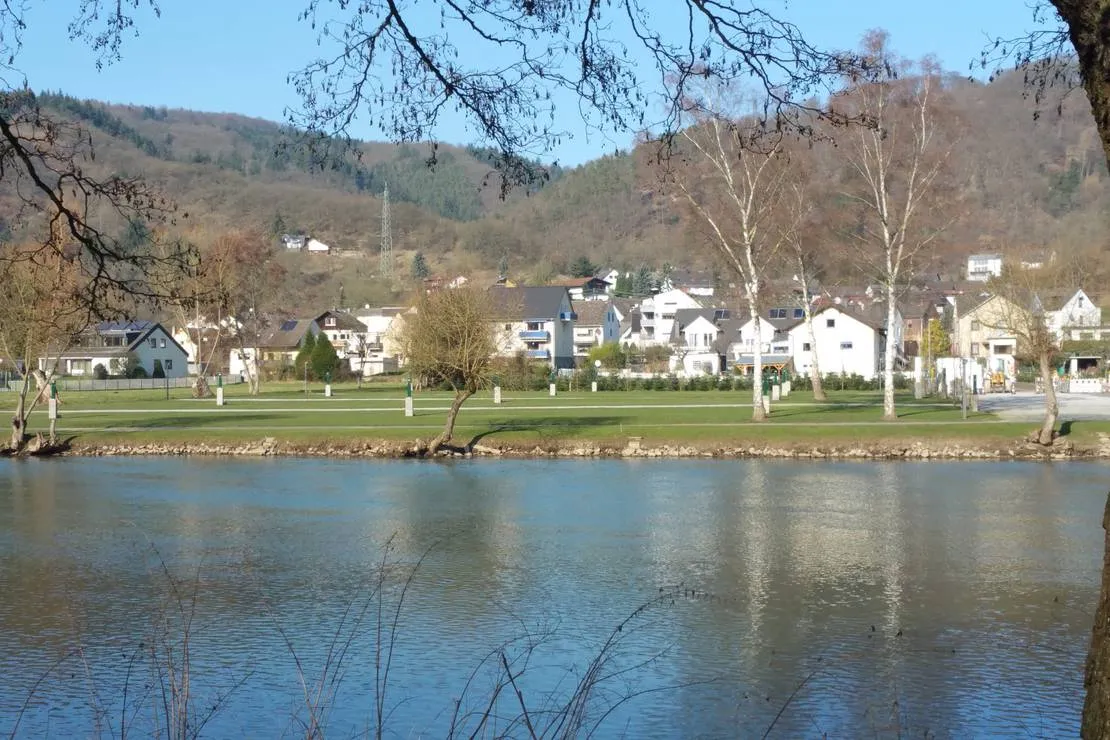 camping-beachclub-fachbach-an-der-lahn-fachbach-yqtxg