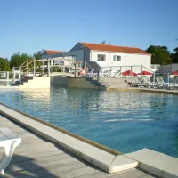 labri-des-pins-st-jean-de-monts-vendee-aekyf