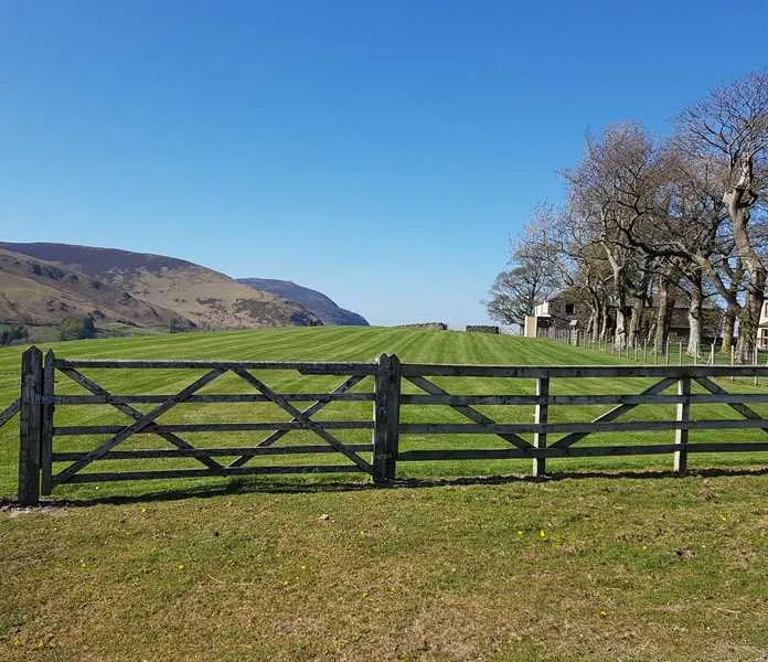 near-howe-certificated-location-penrith-emn7c