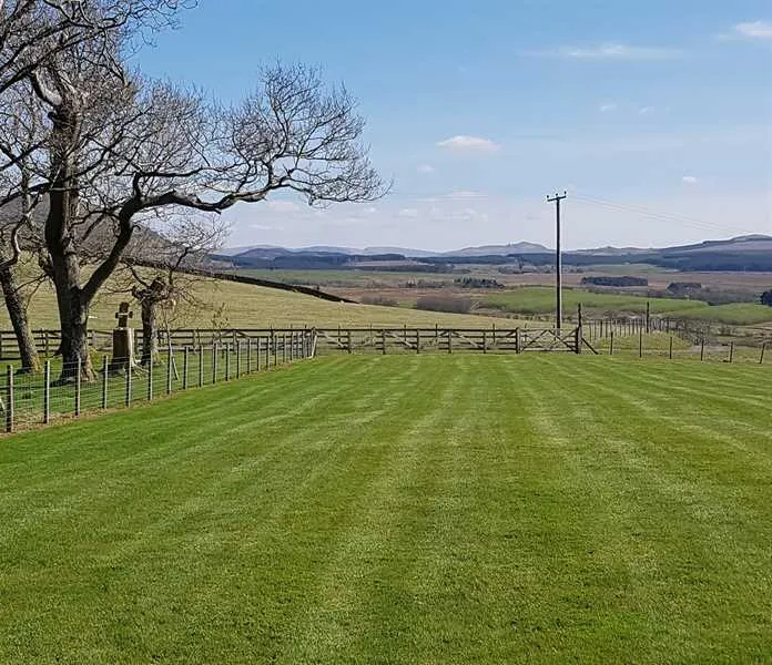 near-howe-certificated-location-penrith-sztfx