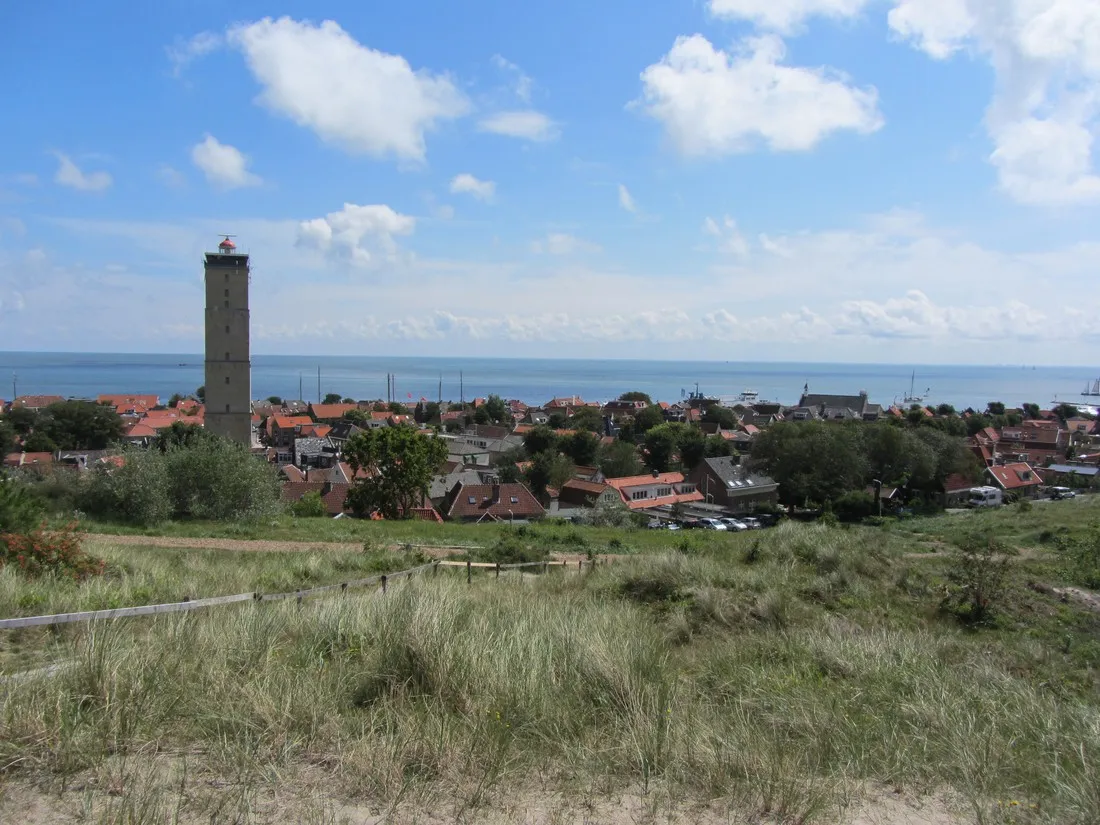 landzicht-vakboerderij-terschelling-r9bvm