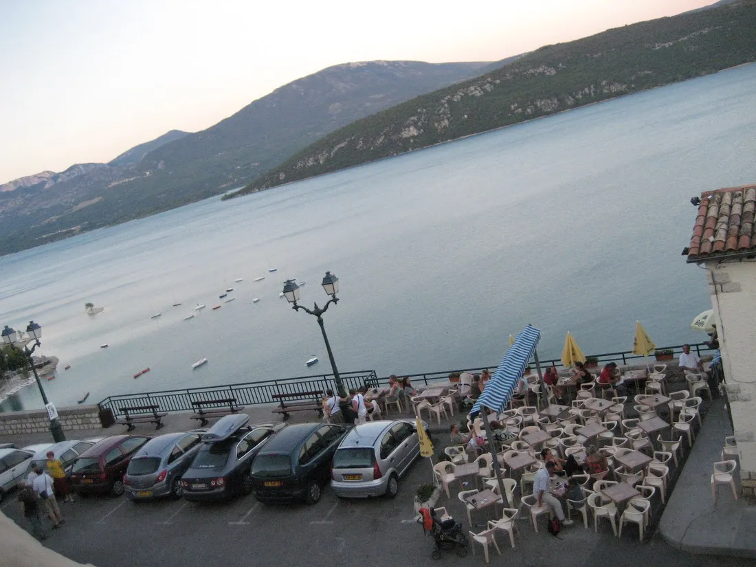 municipal-les-roches-ste-croix-du-verdon-k2zfy