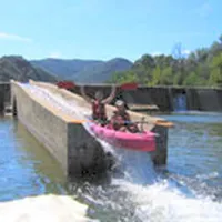 du-midi-vallon-pont-darc-ardeche-b8d7q